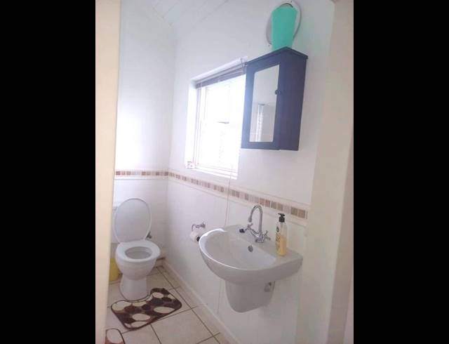 2 BEDROOM APARTMENT FOR SALE IN OATLANDS NORTH